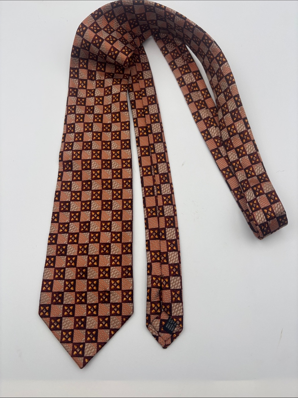 Neiman Marcus 100% Silk Geometric Men's Brown/Rust Tie